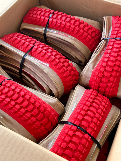 Snakebelly BMX tire — color option